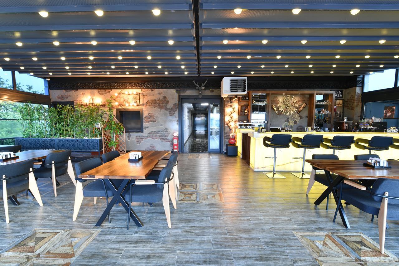 D'Lux Boutique Hotel Izmit Zewnętrze zdjęcie